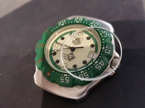QUALITY GLASS crystal FOR TAG HEUER green   F1  FORMULA ONE  372.513 case part  - Picture 1 of 2
