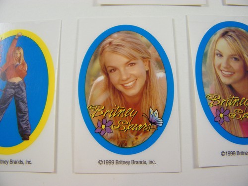 10 ~ BRITNEY SPEARS ~ 3-1/2" TO 4" WINDOW CLINGS 1999 BRITNEY BRANDS INC. - Picture 8 of 12