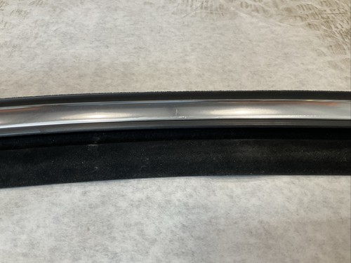 2018-2020 BUICK REGAL FRONT RIGHT WINDOW WEATHERSTRIP MOLDING OEM 2289535RH - Picture 6 of 16