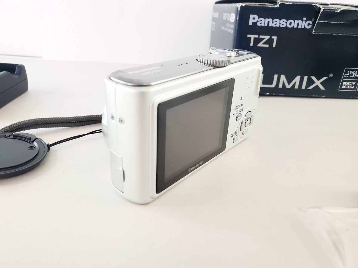 Panasonic LUMIX DMC-TZ1-N 付属品全て+純正ケース Panasonic Lumix DMC-TZ1 Digital Camera 10x Optial Zoom 5MP Battery