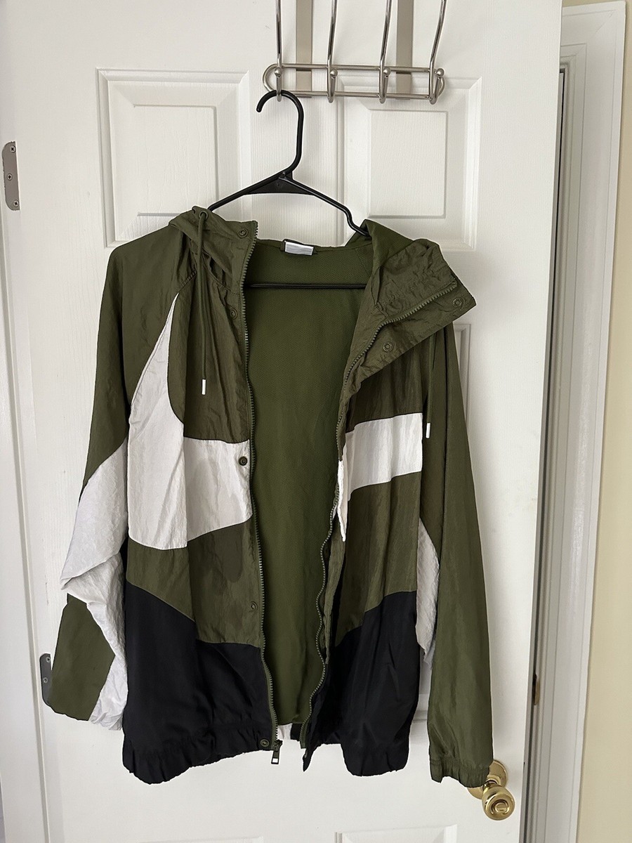 NIKE SWOOSH HOODY WOVEN ナイロン ジャケットGREEN Nike Swoosh Windproof Sports Woven Hooded Jacket Men's Green