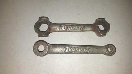 Biciclette Legnano lotto 2 chiavi trousse attrezzi originali epoca - Picture 1 of 2