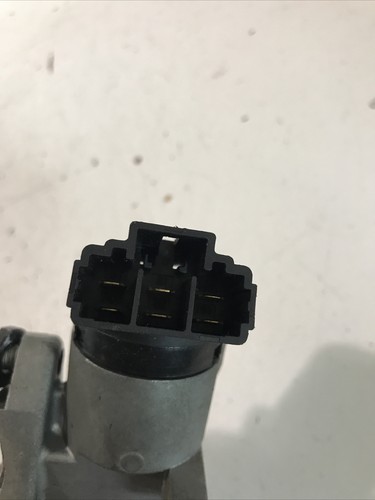 Chevrolet Nubira Ignition Barrel With Key U-100 Genuine 2.0 Vcdi 2008 Estate - Picture 4 of 9