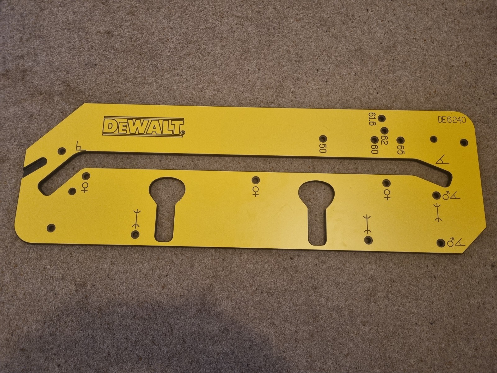 Dewalt DE6240 Kitchen Worktop Router Jig & Instructions Used No
