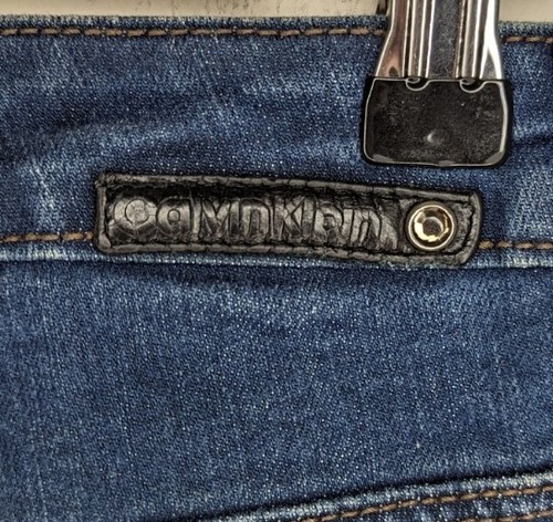 Calvin Klein Shape Jeans Women's Size 29/8 Dark Wash Denim Flare Pants 31x32 - Picture 6 of 8
