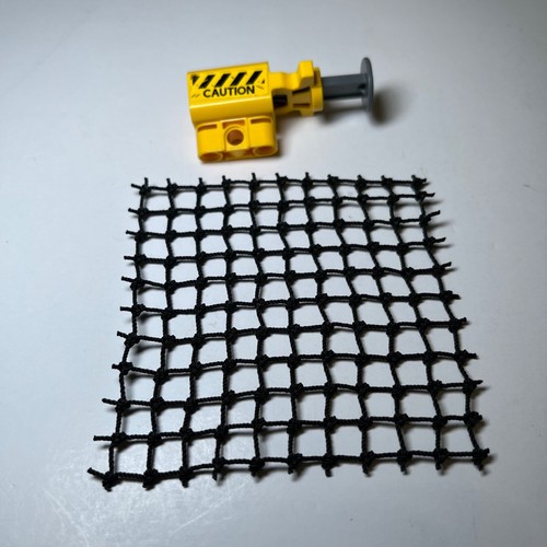 LEGO Projectile Launcher, Net Shooter with ‘CAUTION’ 35456pb001 Yellow - Picture 3 of 3