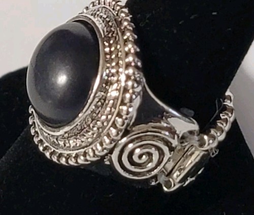 Paparazzi Evolutionary Essence Black Ring - Picture 2 of 4