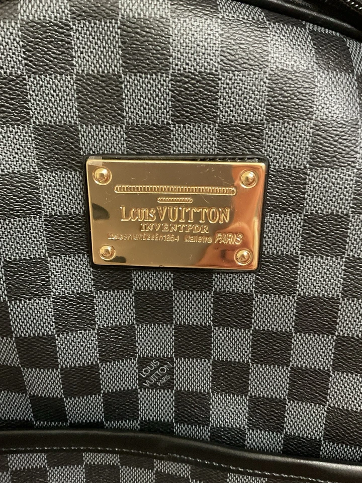 Louis Vuitton Foto 2 de 2