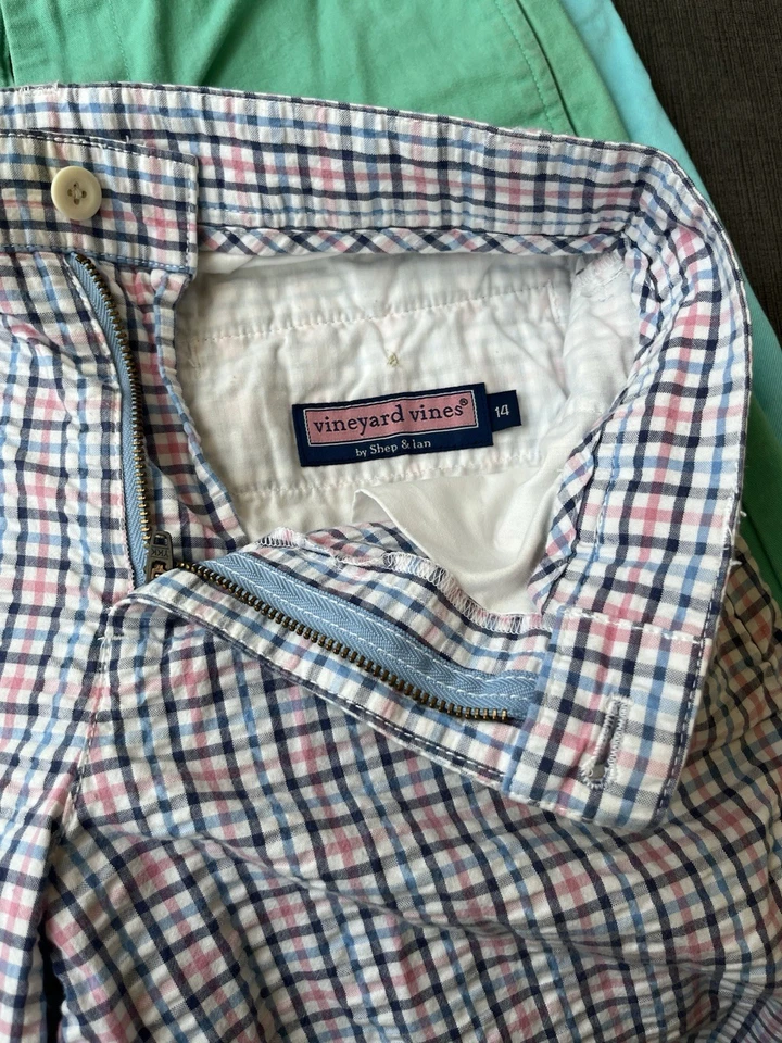 vineyard vines shorts LOT  OF 3 boy's 14 checkered pattern, Green and Lt Blue - Image 2 of 4