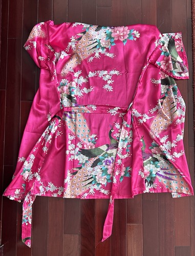 Xiuzhen Girls Chinese Robe Size M Pink With Peacock Pattern - Picture 1 of 4