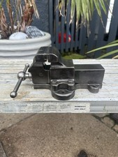 Small Vintage Engineers Vice No.00 Metalworking Garage Tool Restored