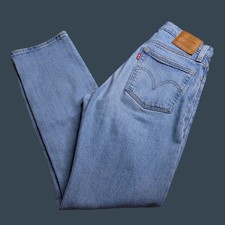 Levis Womens Wedgie Straight Jeans 25 Button Fly Light Wash Distressed Stretch