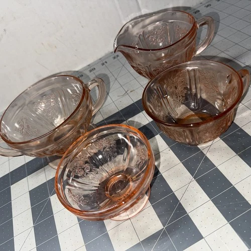 Sharon Cabbage Rose Pink Depression Cups Lot of 4 Federal Glass Company