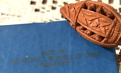 Boot aus geschnitztem Olivenstein mit Ankerkasten und Ständer Republik China - Bild 7 von 7