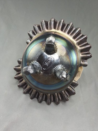 c. 1966 Fenton Amethyst Carnival Glass 3 Toed Basket - Original Formula - Photo 2/7