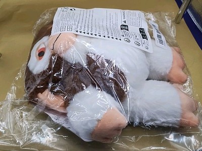 Gizmo From The Gremlins New In Package 9 In Tall 9 Inches Wide 