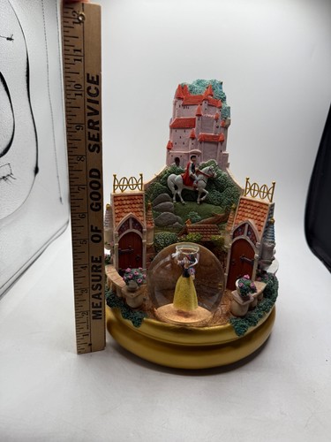 Disney Store Princesa Giratoria Musical Globo de Nieve Cenicienta La Bella Durmiente - Imagen 18 de 20