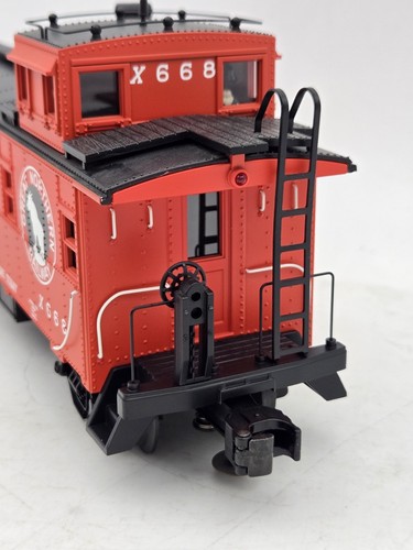 MTH Premier 20-91195 Great Northern Steel Caboose - Lighted - O Gauge - Picture 9 of 17