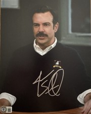 Ted Lasso Jason Sudeikis signed 8x10 Photo AFC Richmond SNL Beckett COA (BAS)