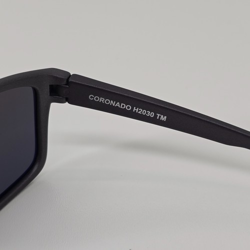 Occhiali da sole uomo H2Optix Coronado Matt Gun Metal polarizzati grigio blu flash specchio - Foto 8 di 21