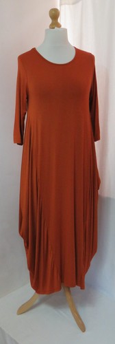 NEU MIT ETIKETT, AUSGEFALLENES LAGENLOOK, INGWER, JERSEY, BALLONKLEID, DRAPIERTE SEITEN, EINHEITSGRÖSSE - Bild 8 von 16