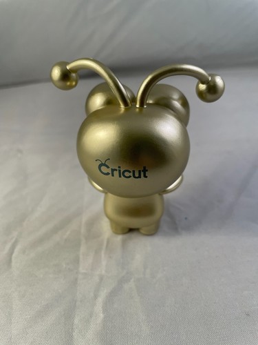 Cricut Cutie Figurine "Golden Color" Ages 12 & Up NEW - Picture 2 of 5