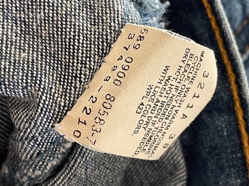 Vintage frühe 00er Levi's Jeansjacke Größe Jugend Medium alle Baumwolle dunkle Waschung  - Bild 6 von 8