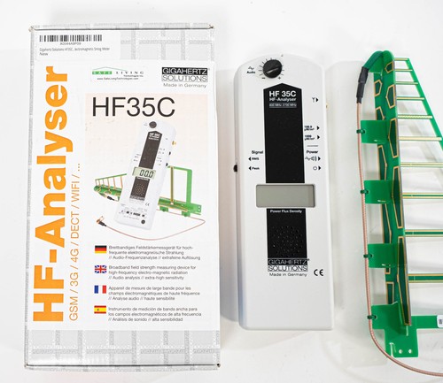 Gigahertz Solutions HF35C High Frequency (HF) Electromagnetic Smog Meter - Picture 2 of 7