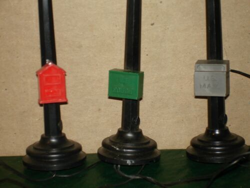 MARX - VINTAGE #073/3 LIGHTED BOULEVARD LAMP POST SET - O/S Gauge Scale (B) - Picture 2 of 8