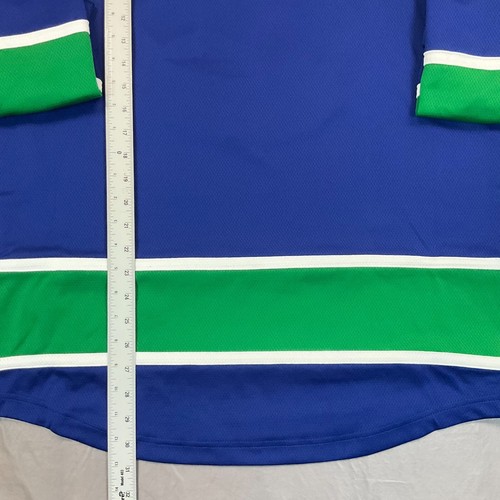 New Fanatics Vancouver Canucks Blank Blue Breakaway Jersey Men's Sz S$175 - Picture 11 of 11