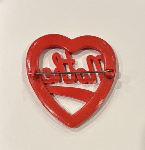 Vintage Red Mother Heart Tattoo Pin Rockabilly Brooch Retro Plastic/bakelite - Picture 4 of 6