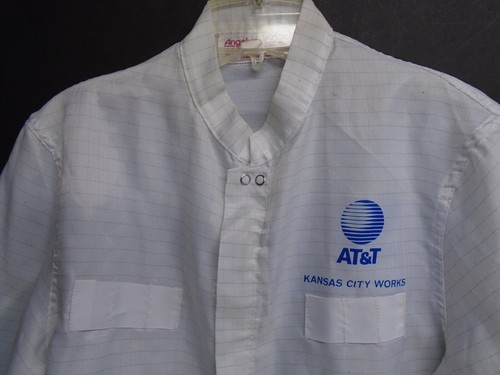 Vintage "AT&T - KANSAS CITY WORKS" LAB COAT - SIZE SMALL - 100% POLYESTER - Picture 4 of 14
