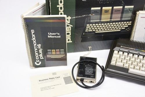 Vintage Commodore Plus/4 - Picture 2 of 24
