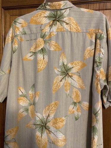 Tommy Bahama Hawaiian Shirt Mens Size XL Beige Floral Button Down Washable Silk - Picture 5 of 8