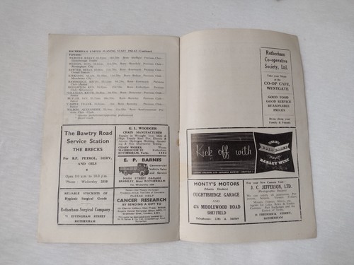 1961 League Cup Final Rotherham United v Aston Villa 22 August 1st Leg Programme - Picture 13 of 21