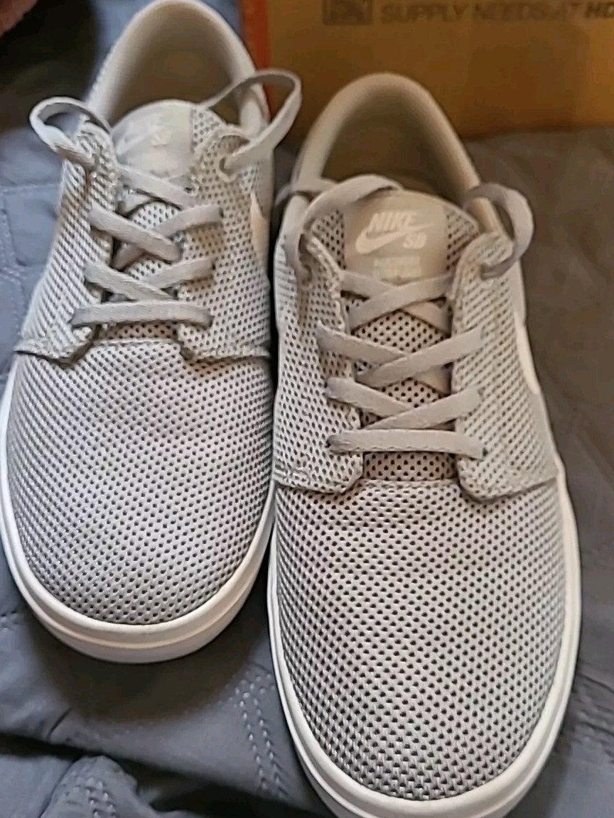 Nike SB Portmore II Ultralight Low Trainers 880271-011 Size Wolf Grey