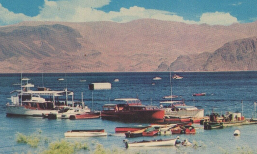 1950's View Old Boats at Marina on Lake Mead Near Las Vegas Nevada Chrome Card