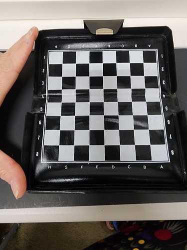 Small Travel Chess Set - Missing ONE White Pawn- Magnetic Mini Set Case - Picture 3 of 12