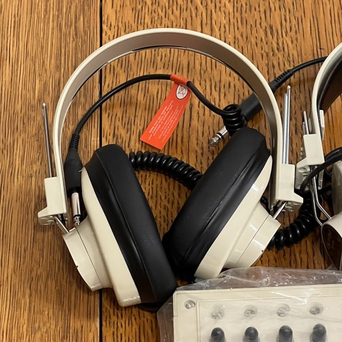 Vintage Califone Over The Ear Stereo Guitar Headphones & Receiver Set - Picture 3 of 6