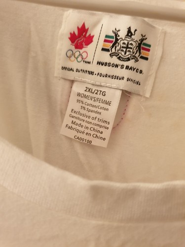 Canada Olympics Ladies TShirt. 2XL. Cotton. Comfy style. 'CANUCK' UNIQUE FIND🍁 - Picture 4 of 9