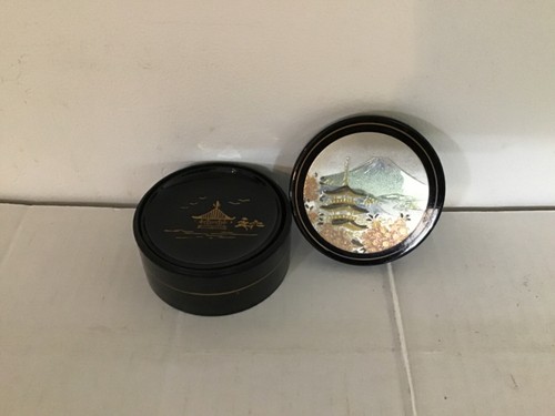 Vintage Coasters Black Lacquer W/Mother of Pearl Inlay ~7 pc Set MAKE OFFER! - Picture 1 of 4