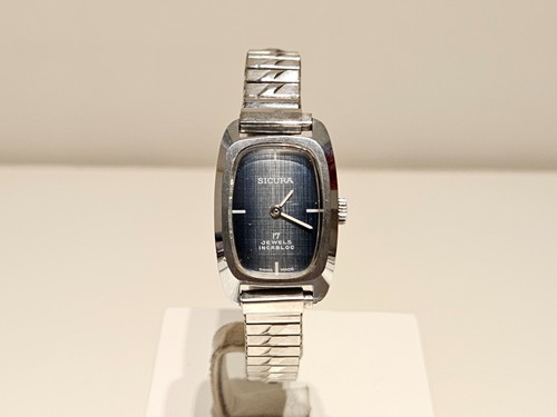 VINTAGE RARE COLLECTIBLE RECTANGLE 20mm CHROMED LADIES MECHANICAL WATCH "SICURA" - Picture 3 of 11