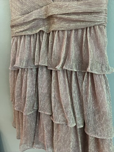 Mini Abito Donna Junior Taglia Media Oro Rosa Nuovo con etichette Altar’d State Increspato - Foto 6 di 9