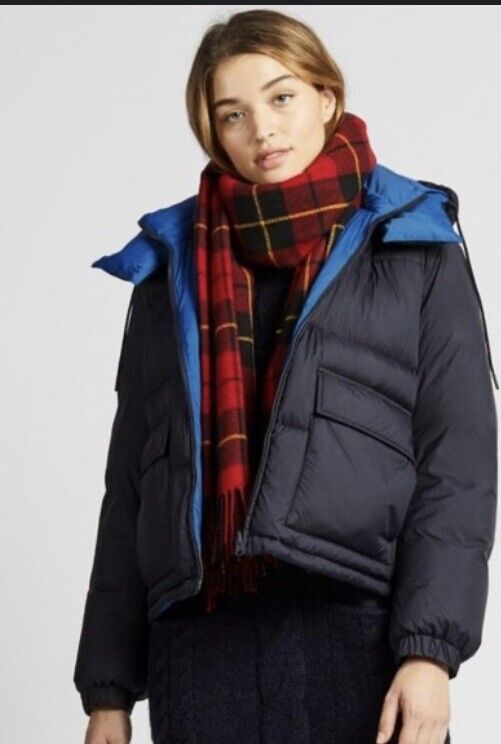 UNIQLO REVERSIBLE DOWN PUFFER JACKET (JW ANDERSON) Blue Navy UNIQLO REVERSIBLE DOWN PUFFER JACKET (JW ANDERSON) Blue Navy
