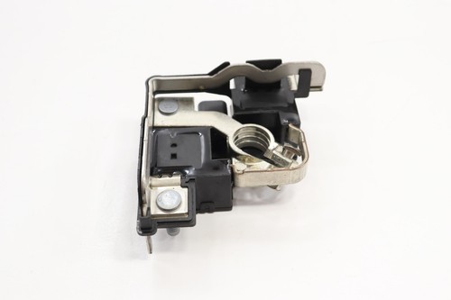 2015 - 2023 MERCEDES C300 W205 BATTERY CURRENT SENSOR LIMITER OEM 2469067901 - Picture 8 of 10