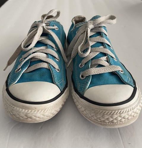Converse Sneakers Girls 2 Hot Blue Canvas Lace Up Shoes All Star Chuck - Picture 2 of 11