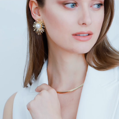 5mm Gold Tube Hoop Earrings - Chunky Thick Hoops 25mm - Video 1 von 1