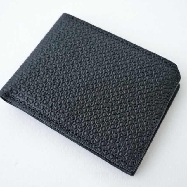 Monteur Op de loer liggen Afgekeurd Calvin Klein Men's Saffiano Leather Slim Bifold Wallet CK LOGO Black for sale online | eBay Monteur Op de loer liggen Afgekeurd Calvin Klein Men's Saffiano Leather Slim Bifold Wallet CK LOGO Black for sale online | eBay