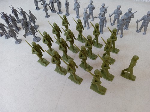 Marschierende Soldaten Parade Figuren Spielzeug Marx Neufassung LOT GI Kadett MP Offizier 60mm - Bild 2 von 9