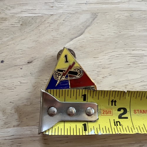 VIETNAM ARMY TANK CORP 1ST OLD IRONSIDES OVERSEAS HAT INSIGNIA-MAKER MARKED - Picture 4 of 8